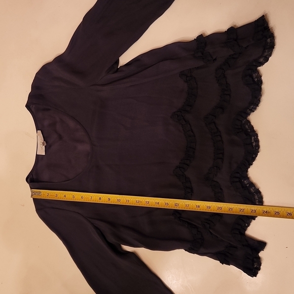 The GREAT. size 1 small black silk ruffle blouse - Picture 9 of 10